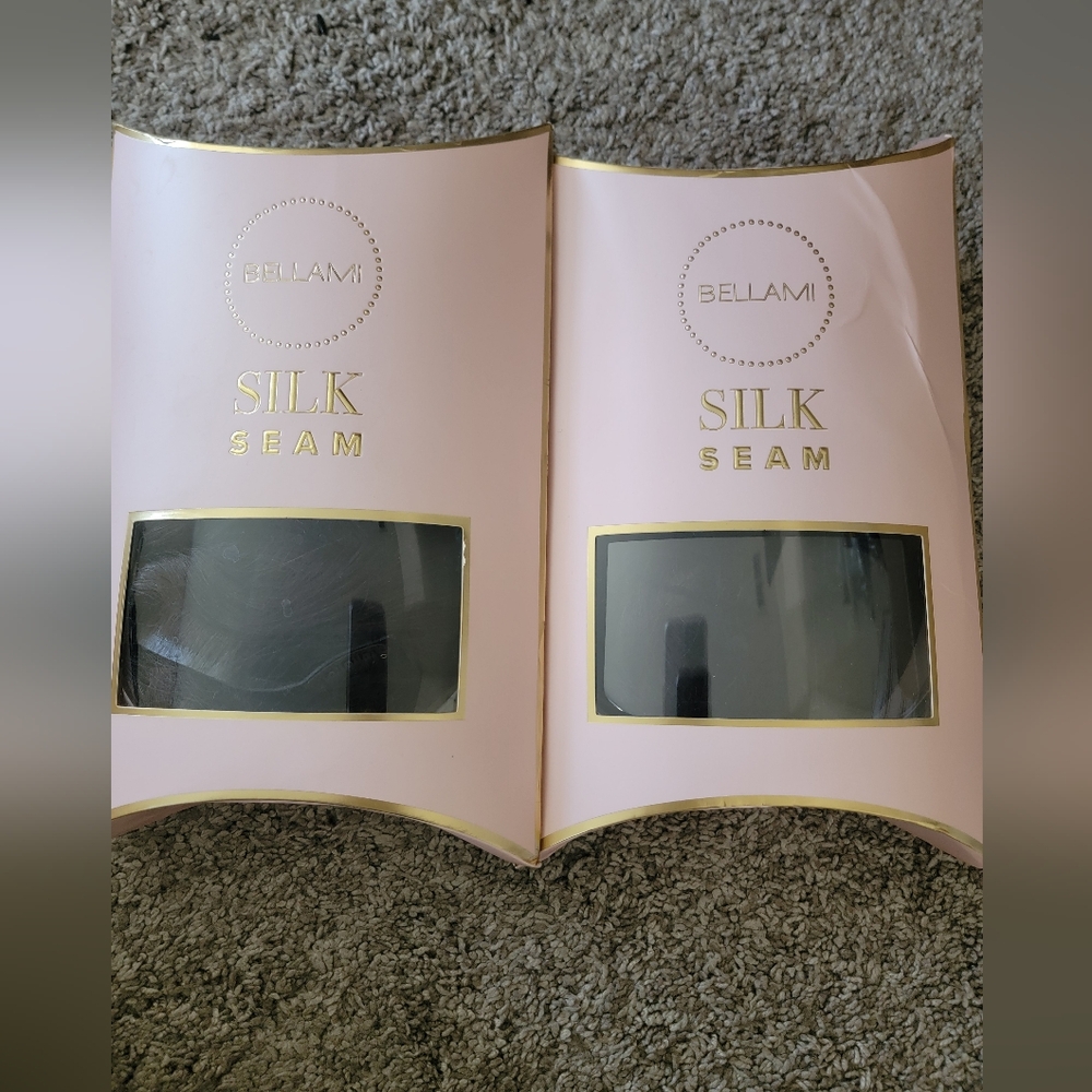 BNIB FACTORY SEALED on 1 Bellami 24in Hair Extenions. Sell 2 Boxs STILL NEW